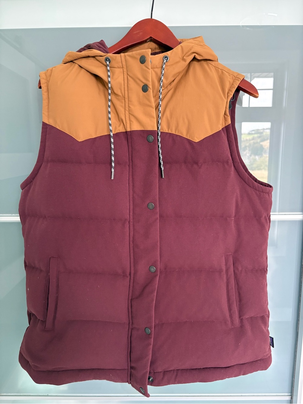 Patagonia Bivy Hooded Down Vest Women’s XL